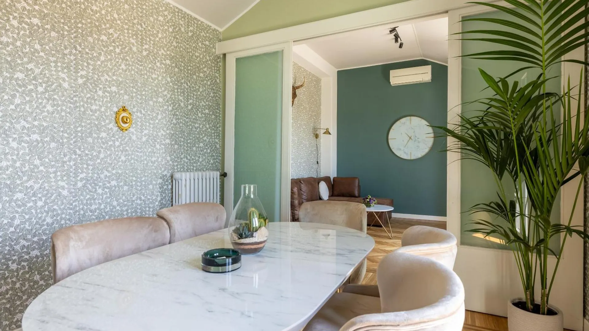 Dolce Vita Penthouse Řím 0*,